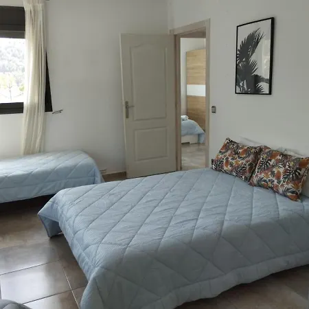 Franz House Casa Principal * Canyelles (Catalonia)